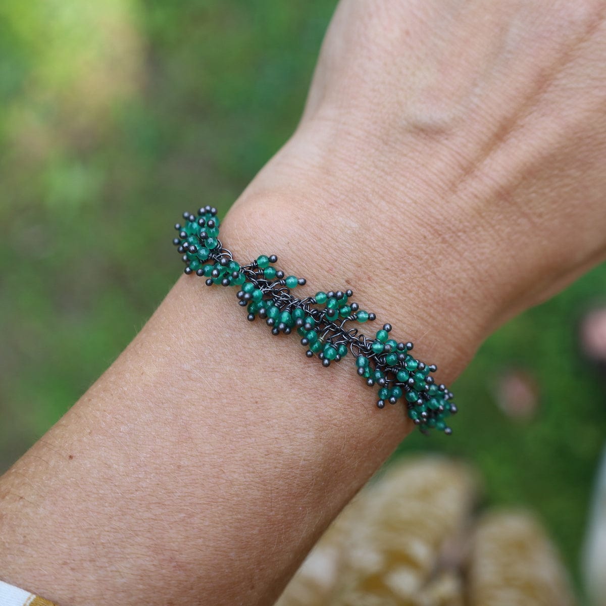 BRC-JM Handmade Single Fuzzy Bead Chain of Tiny Green Onyx Bracelet