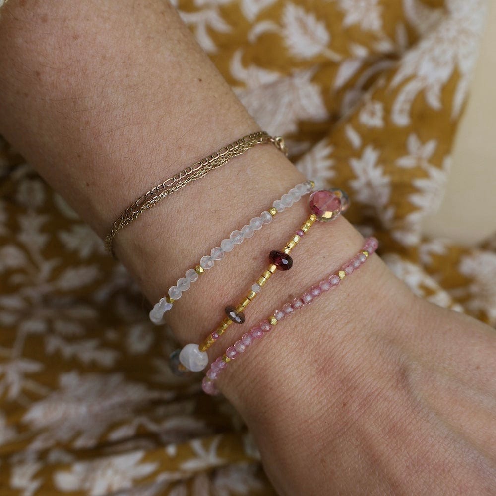 Gray Rough Diamond online Bracelet, Rainbow Moonstone Beads, Rough Diamond Jewelry, April Birthstone