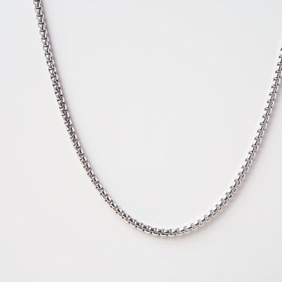 CHN Rhodium Plated Silver Rounded Box Chain - 24"