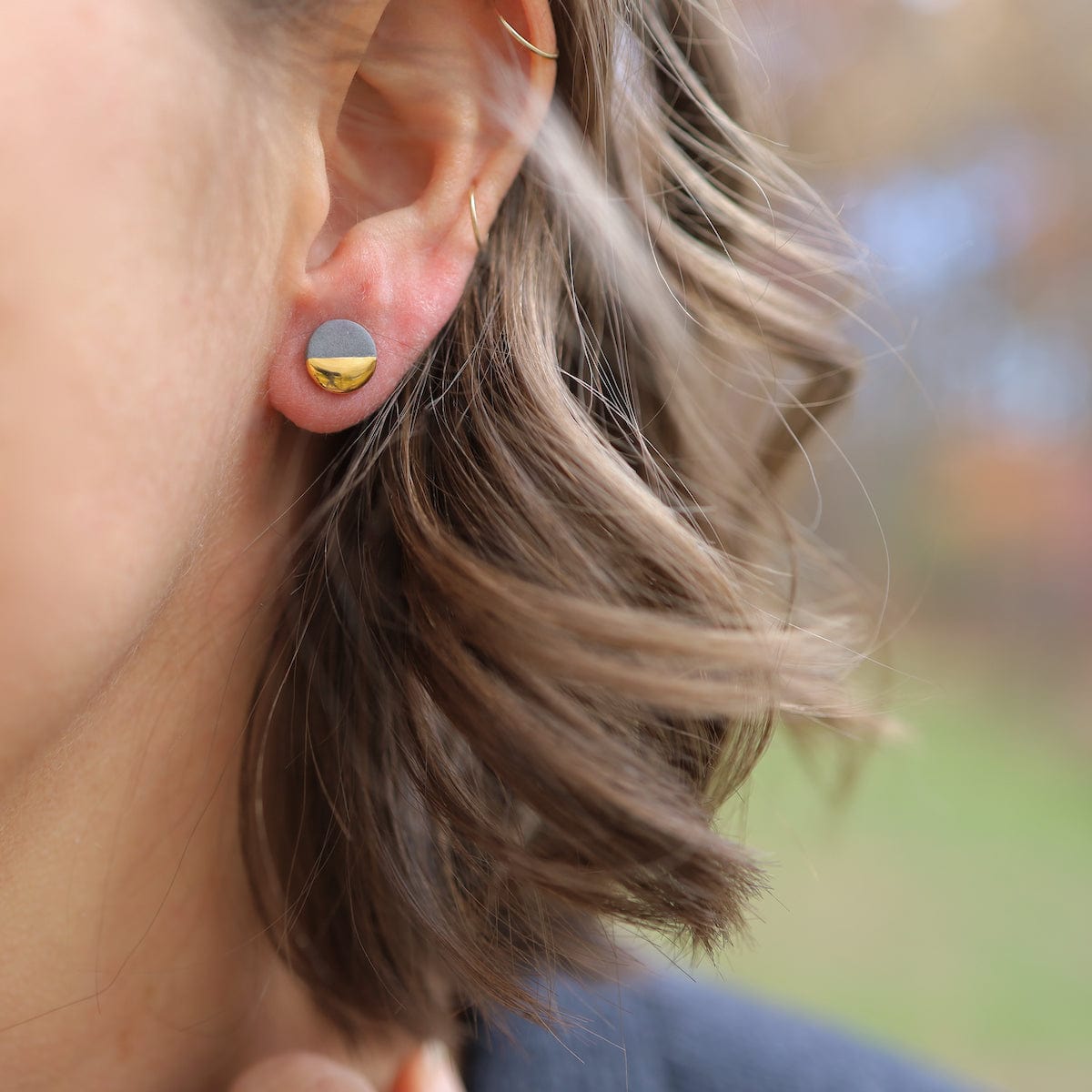 EAR-GF Large Grey Gold Dipped Studs
