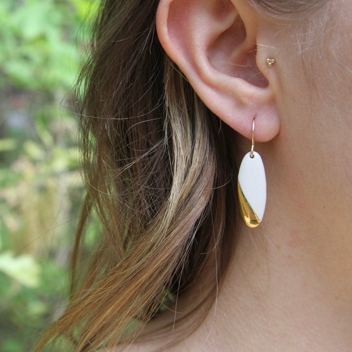 EAR-GF White Gold Dipped Long Oval Earring