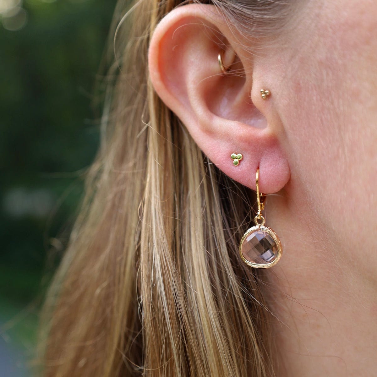 EAR-GPL Gold Plated Crystal Lever Back Earrings - Peach