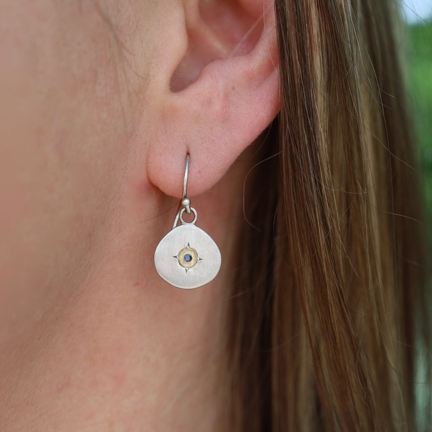 EAR Harmony Earrings with Sapphire