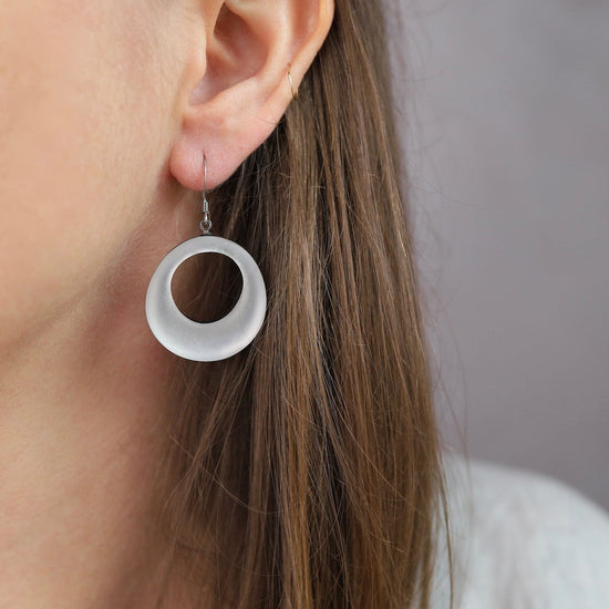 EAR-JM White Hollow Circle Earrings