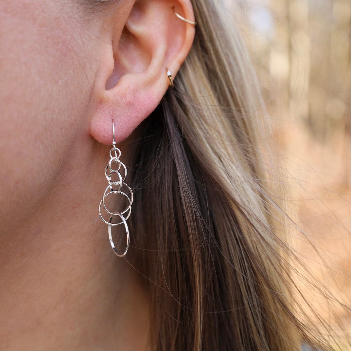 EAR Sterling Silver Circle Chain Earrings
