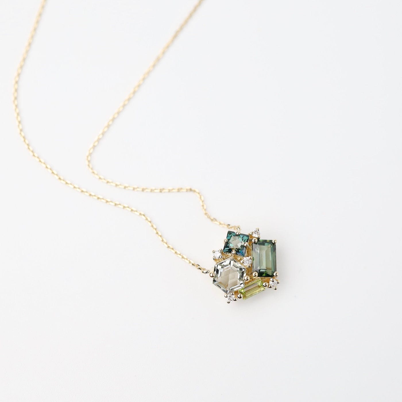 NKL-14K Yellow Gold Green Cluster Necklace
