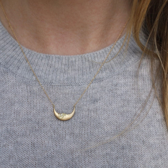 NKL-18K Crescent Moonface Necklace with Diamond Eyes