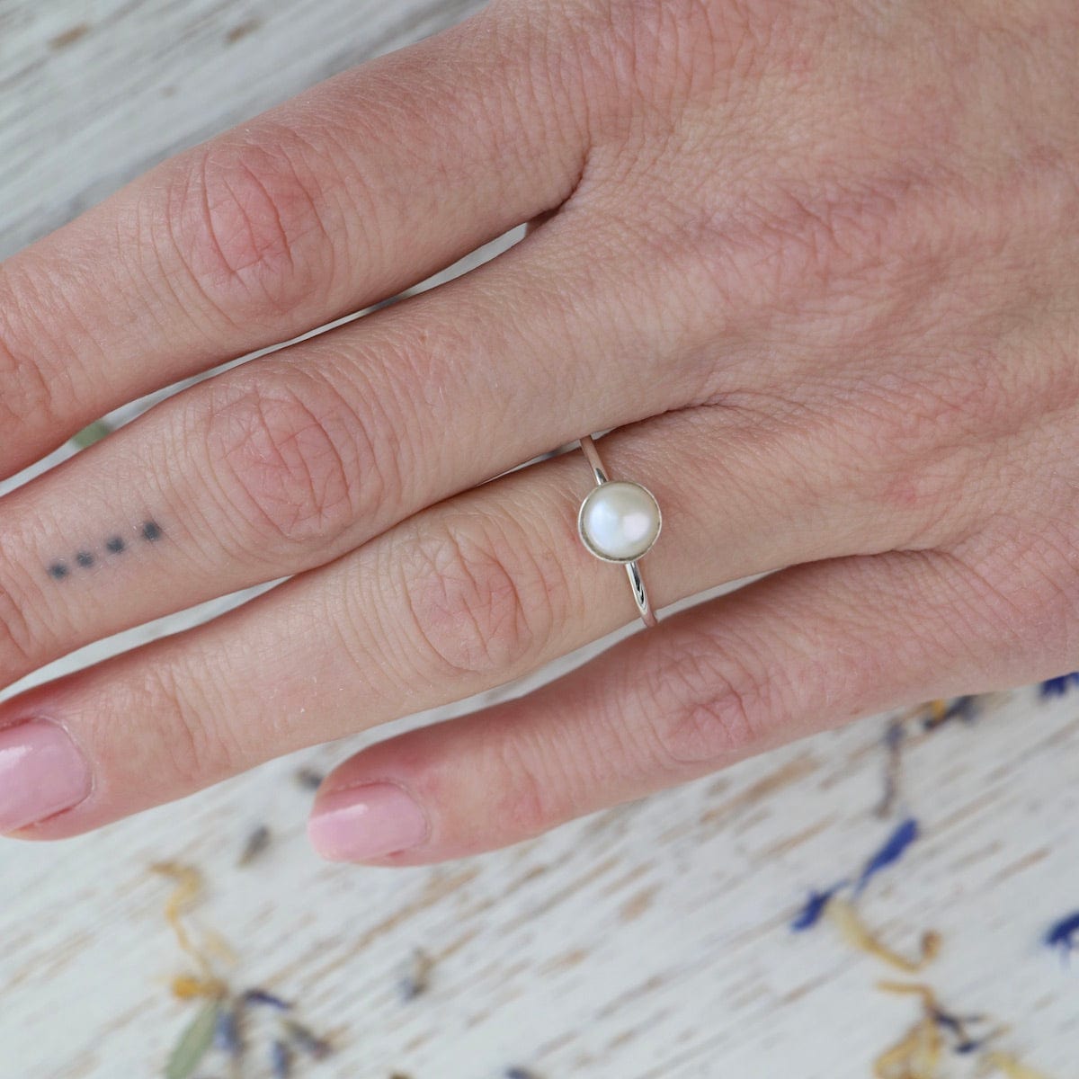 Simple Pearl Silver Ring – Dandelion Jewelry