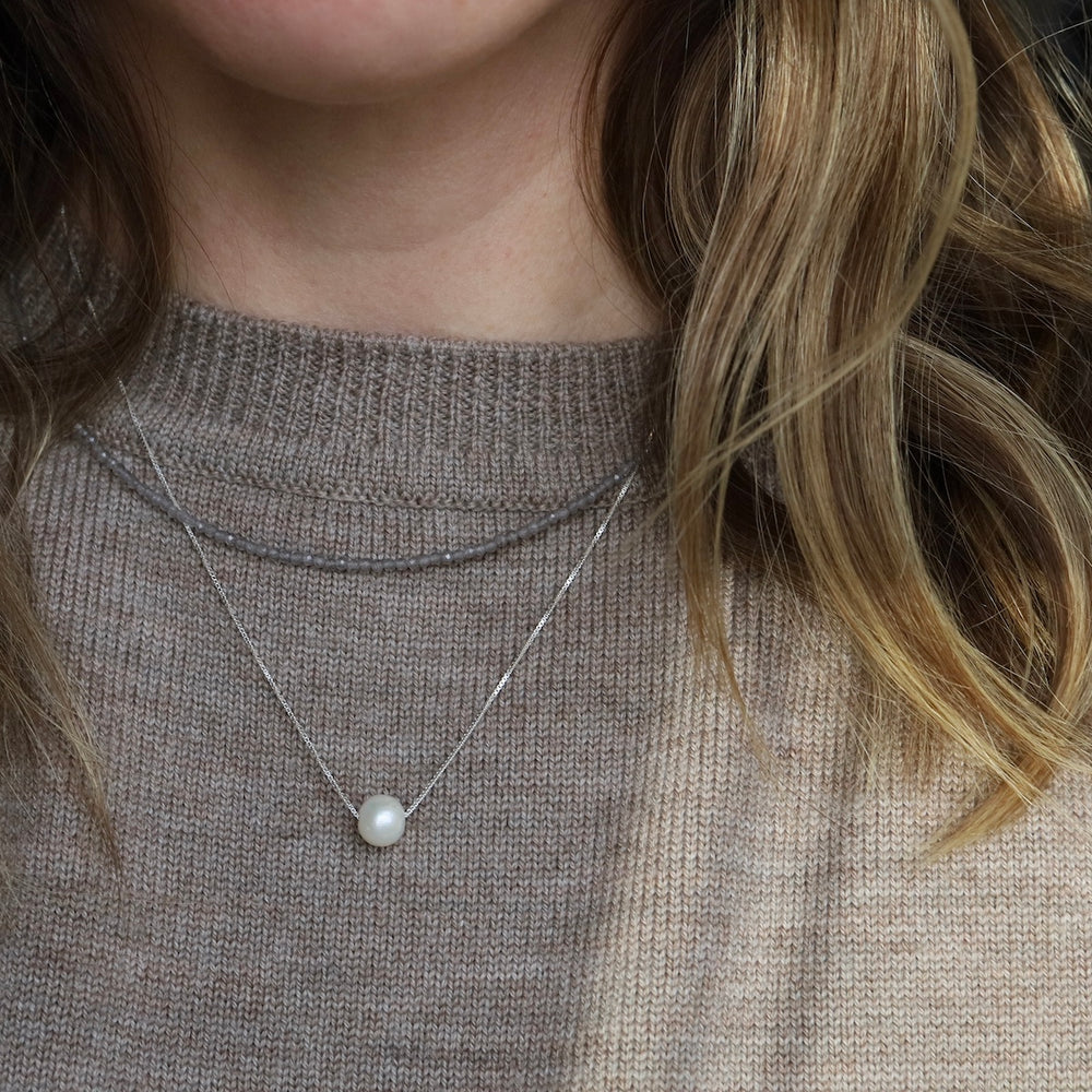 White Pearl 18" Box Chain Necklace