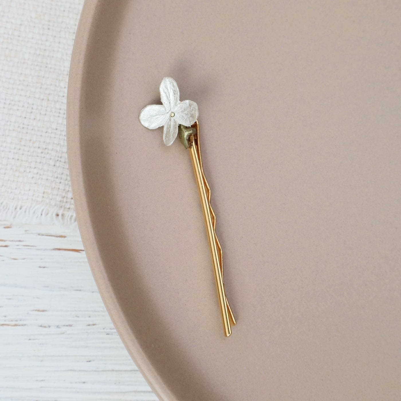 ACC White Hydrangea Single Hair Pin