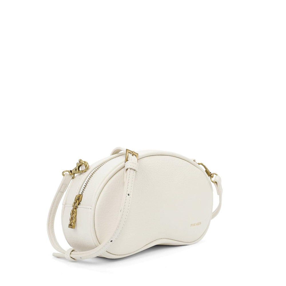 
                      
                        BAG Bean Clutch - Coconut Cream
                      
                    