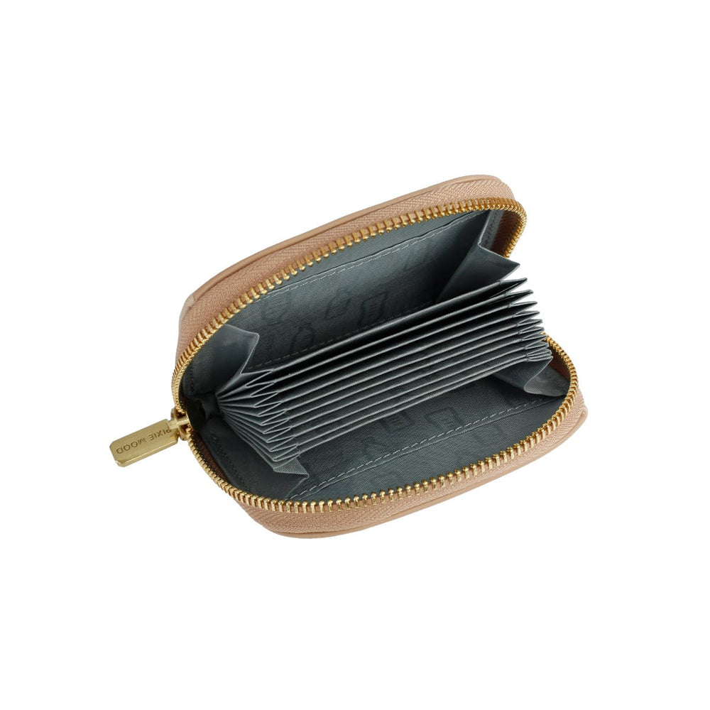 
                      
                        BAG Ida Card Case - Sand
                      
                    