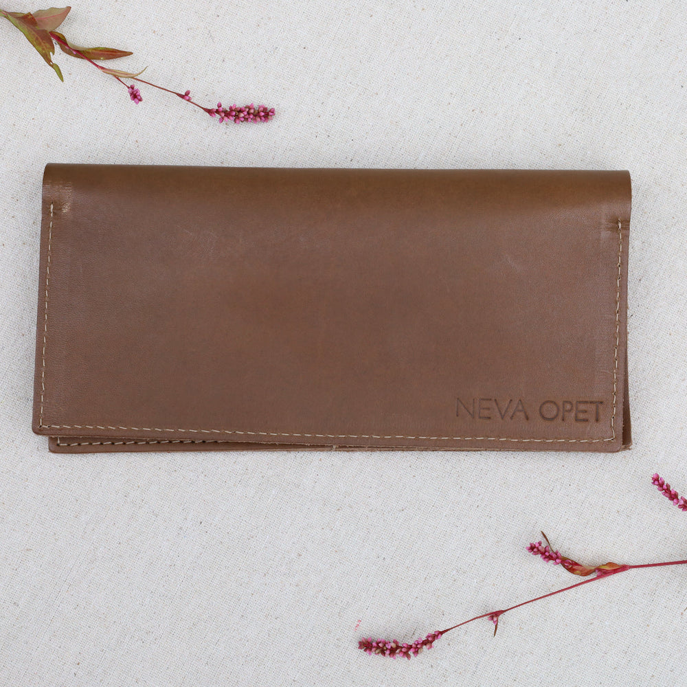 
                      
                        BAG The Ida Long Wallet in Cocoa
                      
                    