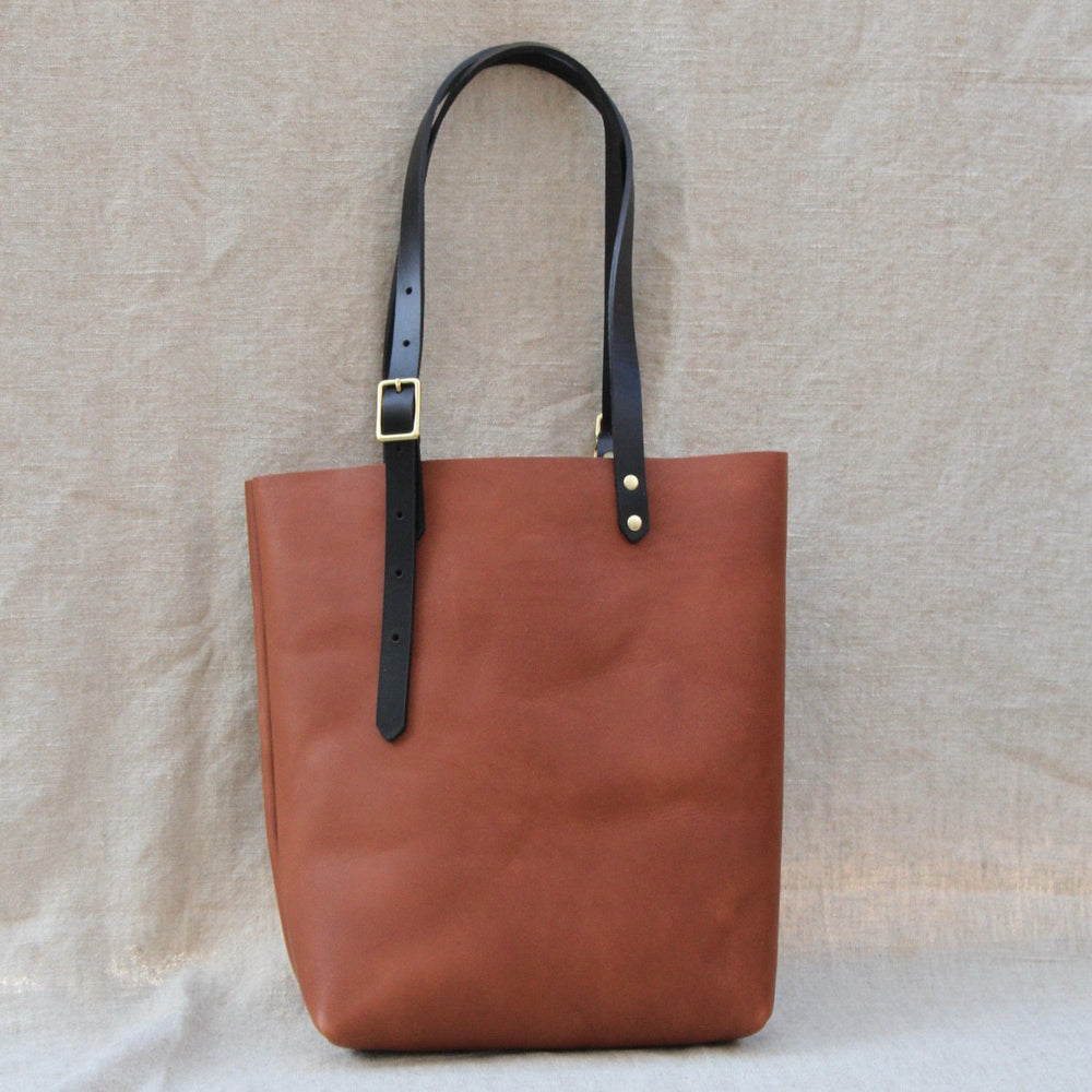 
                  
                    BAG The Leona Tote in Whiskey & Black
                  
                