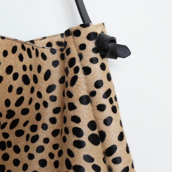 BAG The Lisette Hobo in Cheetah with Black Strap