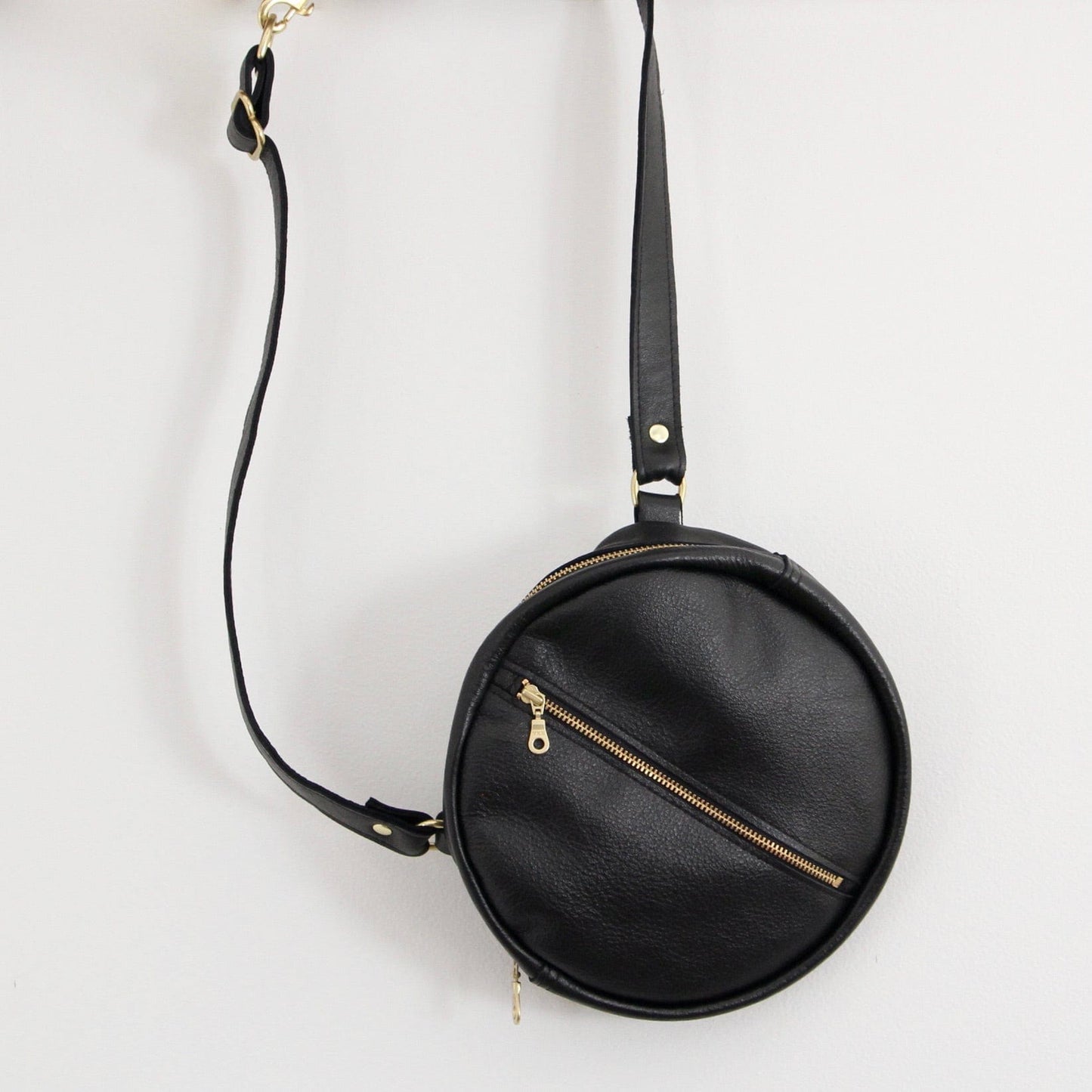 BAG The Nan Crossbody in Black