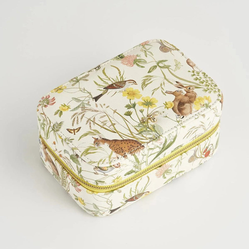 
                      
                        BOX Meadow Creatures Marshmallow Large Jewelry Box
                      
                    