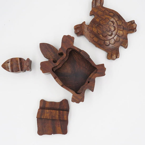 Load image into Gallery viewer, BOX TURTLE  PUZZLE BOX

