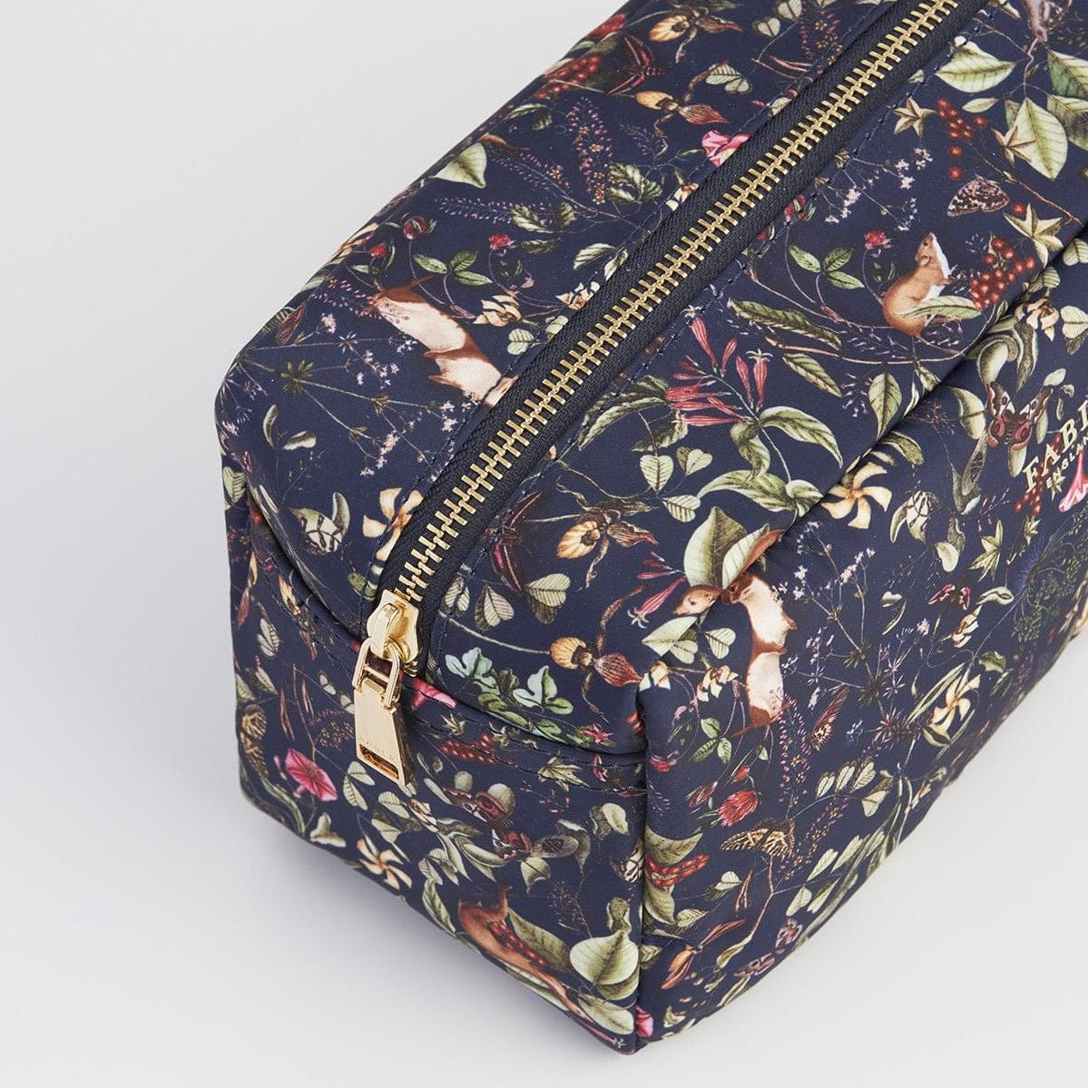 BOX Wolf Garden Travel Pouch