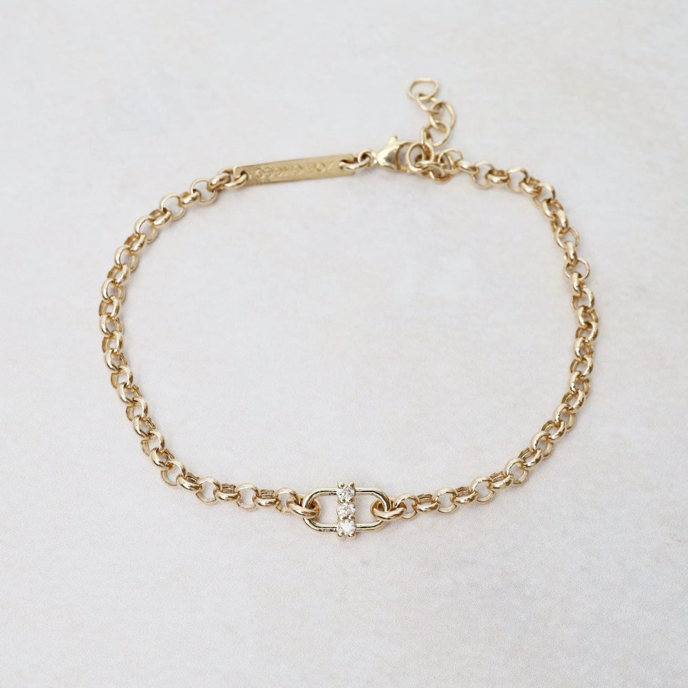 
                      
                        BRC-14K 14k Prong Set Diamond Medium Rolo Chain Bracelet
                      
                    