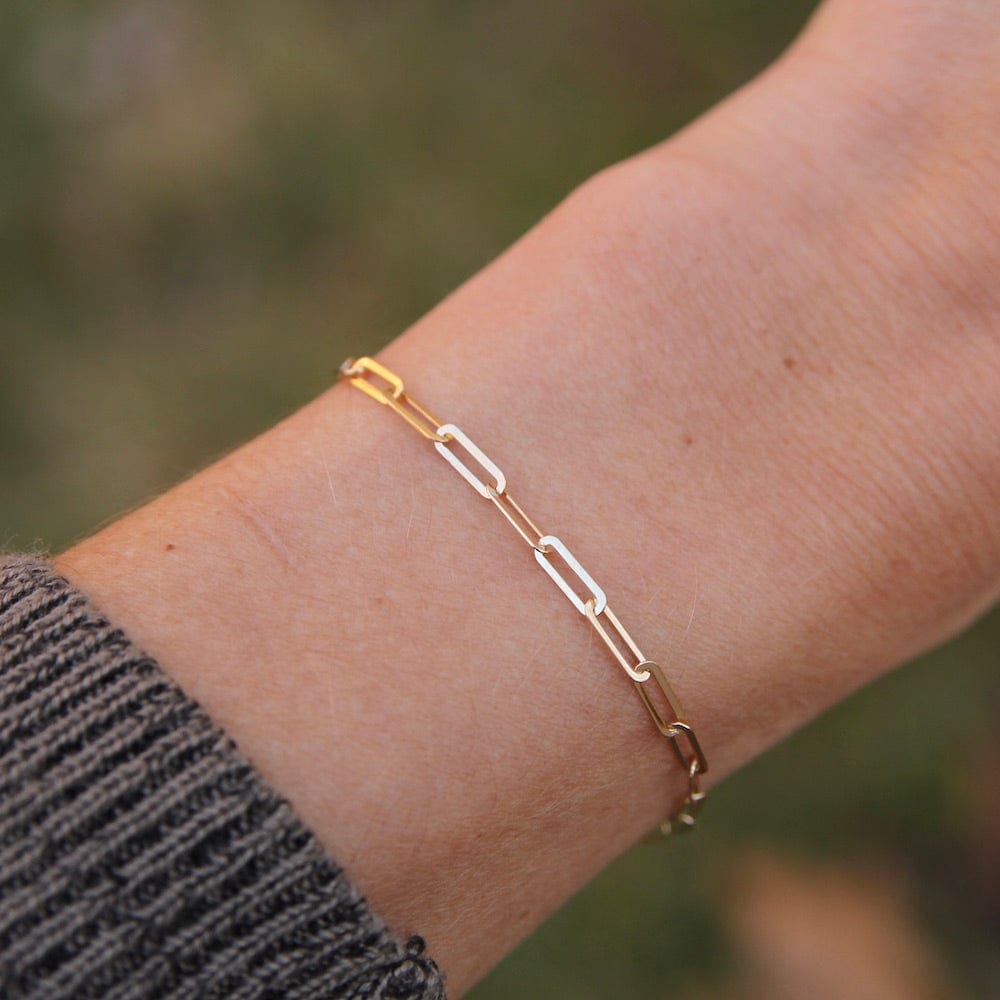 
                      
                        BRC-14K 14K Yellow Gold Mini Paperclip Chain Bracelet
                      
                    