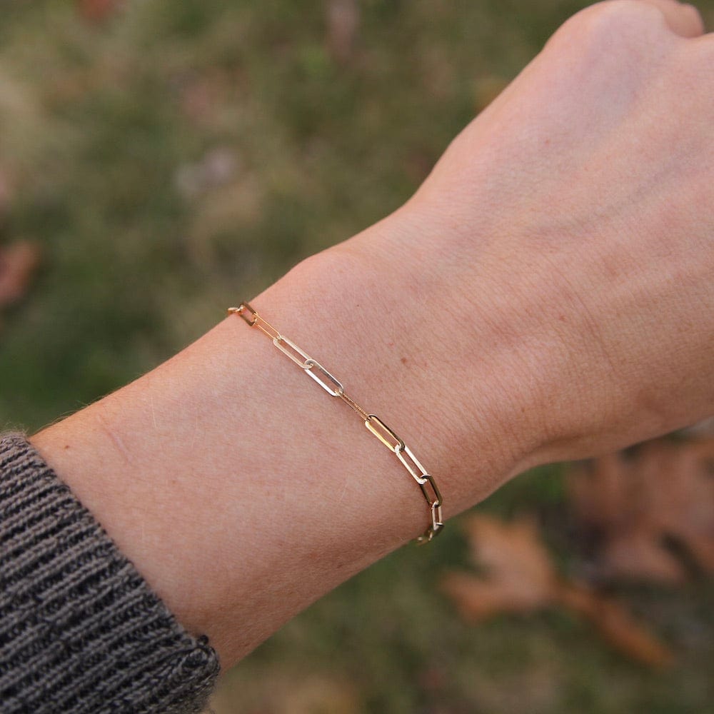 
                      
                        BRC-14K 14K Yellow Gold Mini Paperclip Chain Bracelet
                      
                    