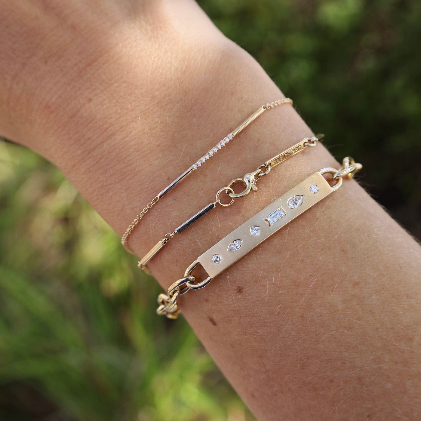 BRC-14K French Pavé–set Diamonds 14K Gold Curved Round Wire Bracelet