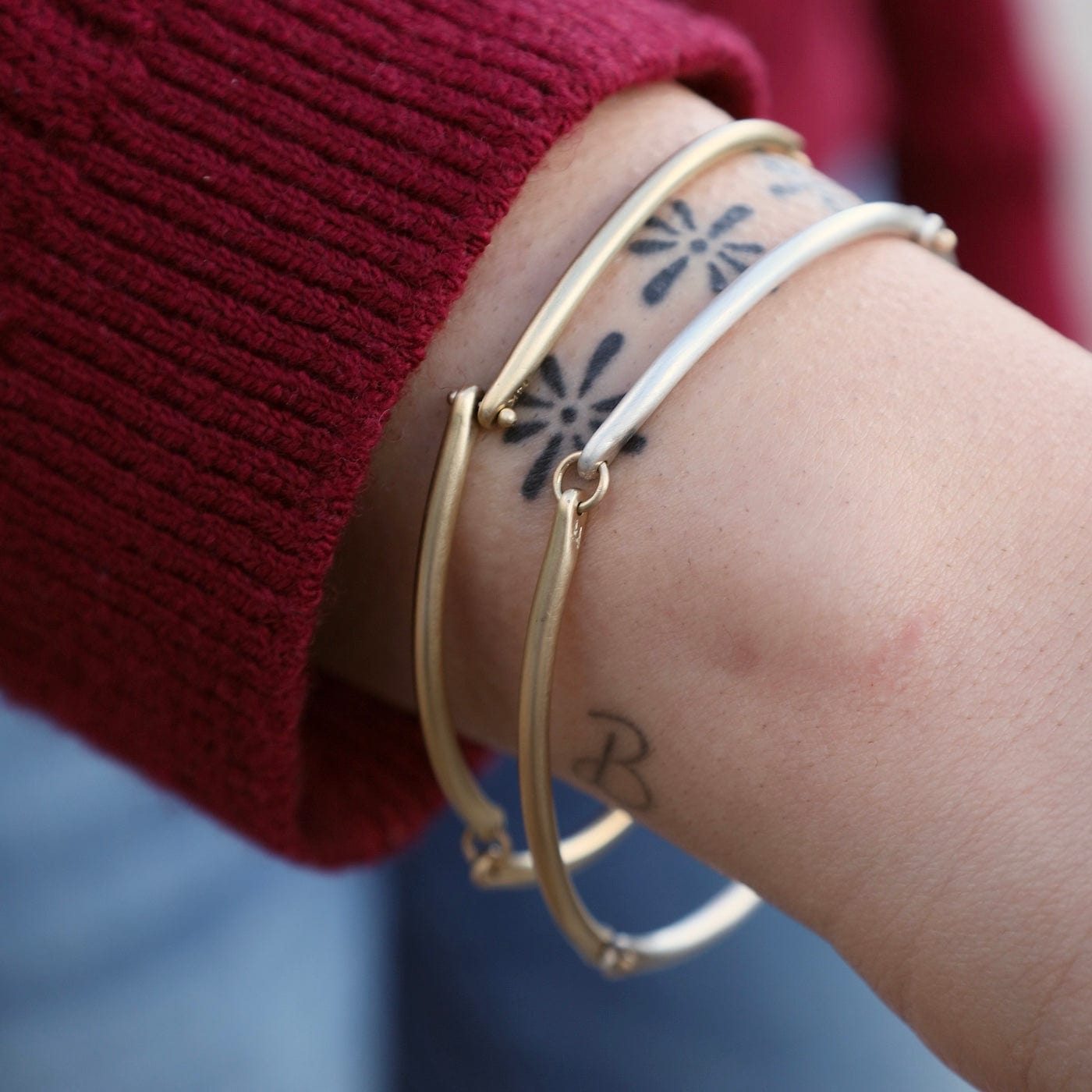 BRC-14K Rivet and Ring Bangle
