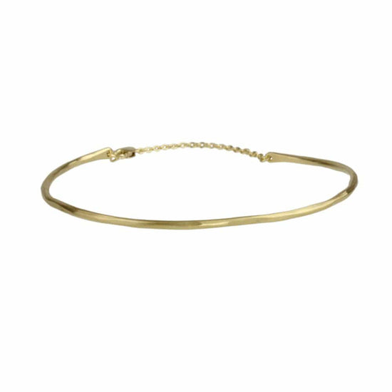 Load image into Gallery viewer, BRC-18K 18k Yellow Gold Simple Vine Cuff with Safety Chain

