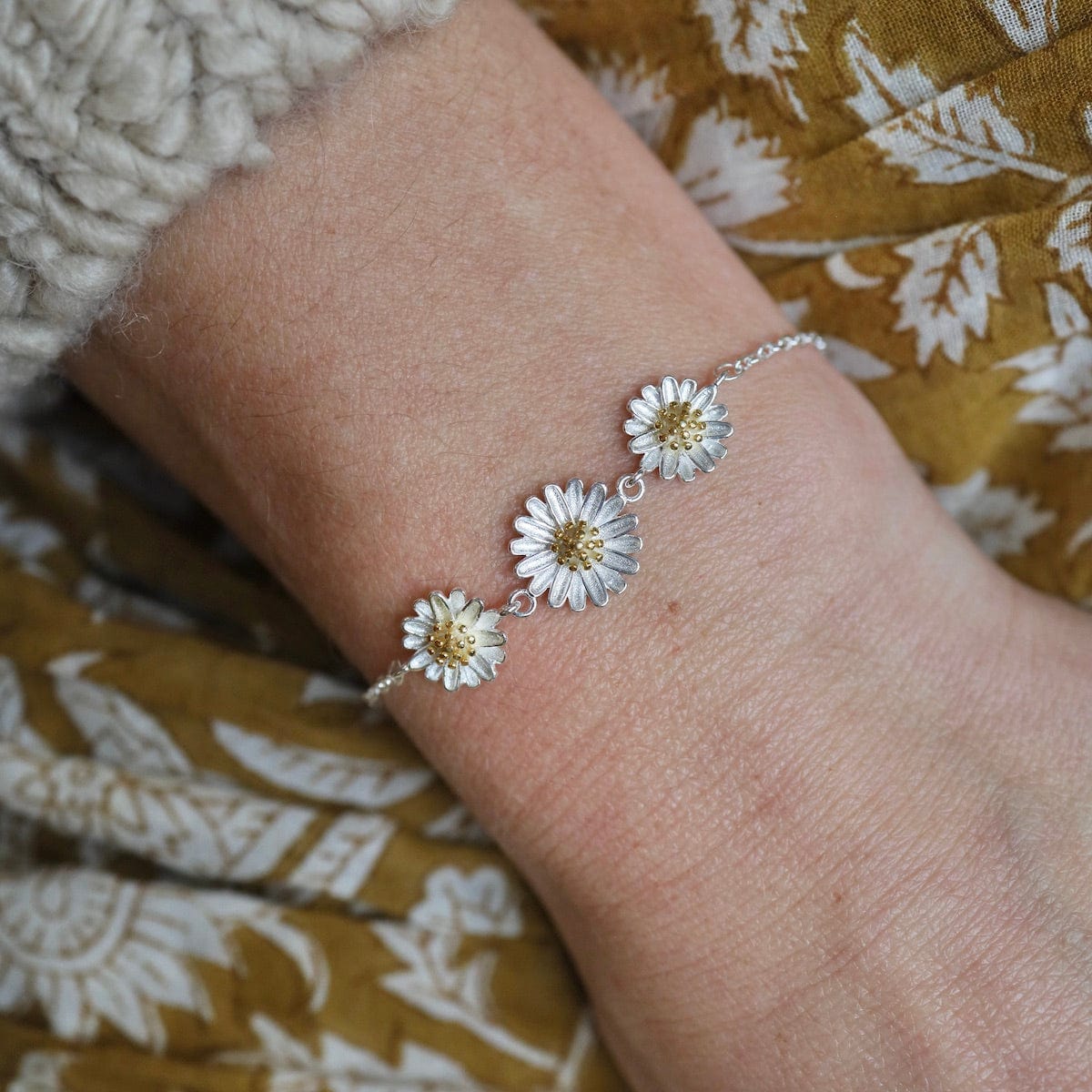 BRC 3 Silver Daisies with Gold Plated Centers Bracelet