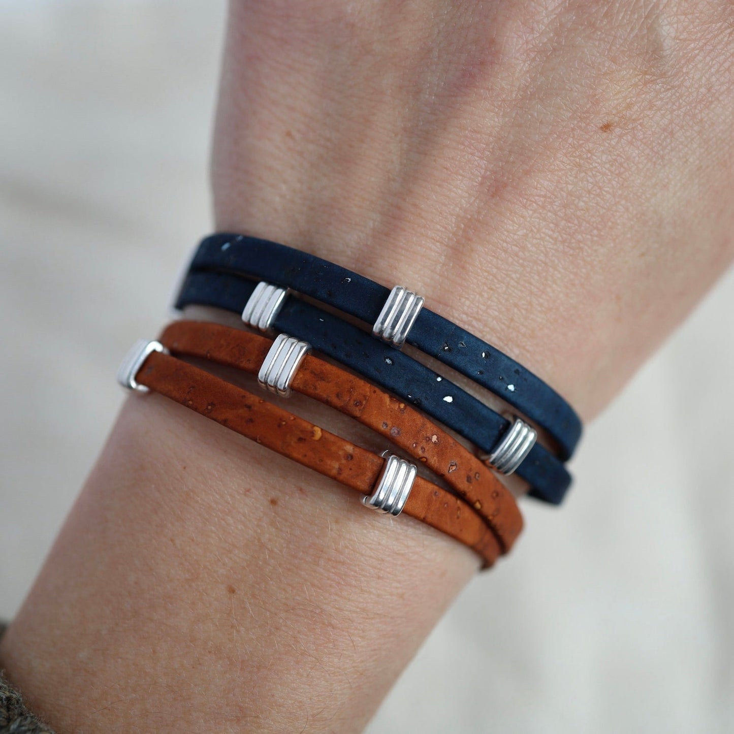 BRC Classic Cork Bracelet With Striped Bands - Cinnamon