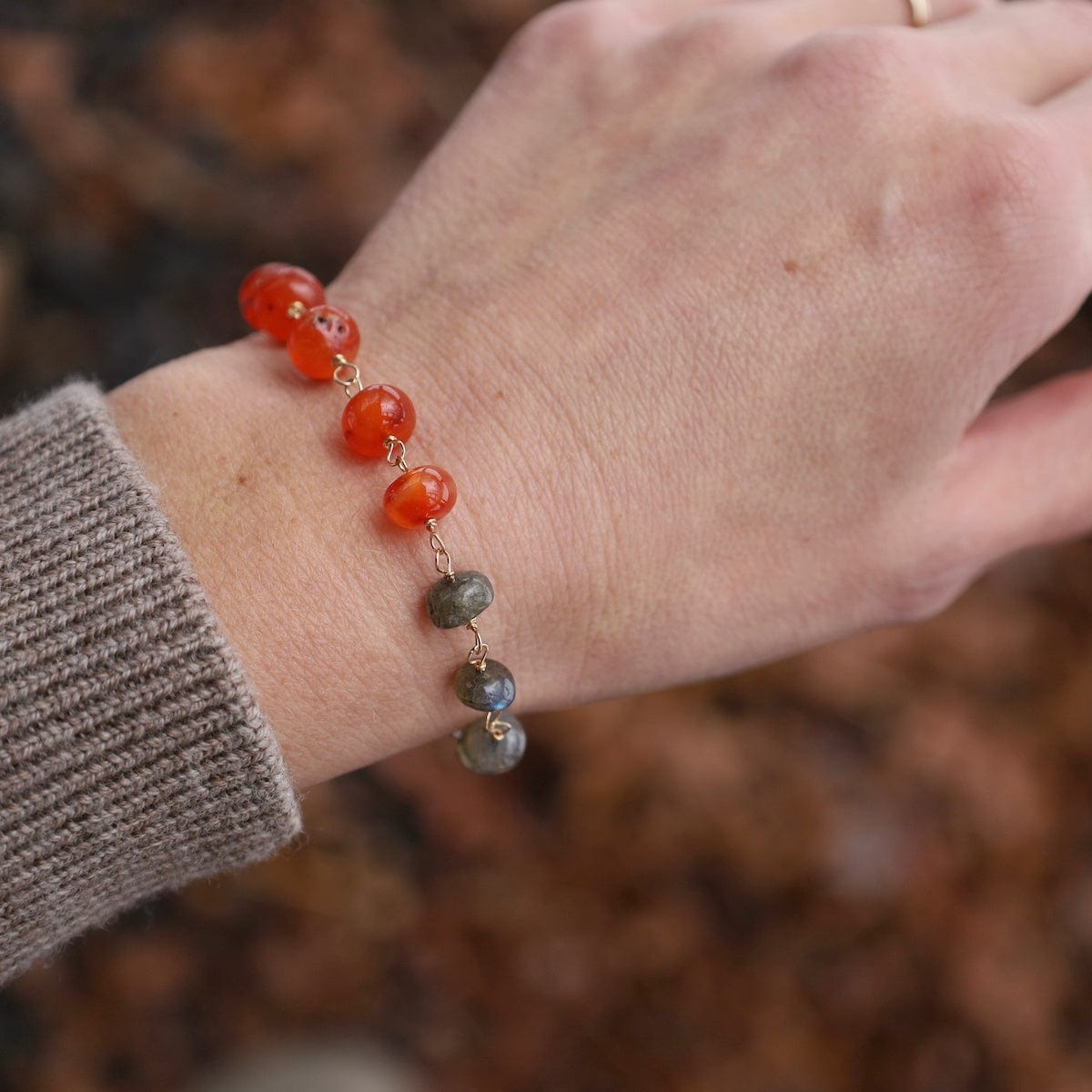 BRC-GF Chunky Carnelian & Labradorite Hand-tied Bracelet