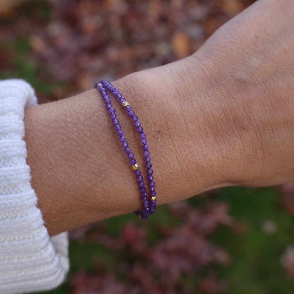 
                      
                        BRC-GF Double Strand Amethyst Magnetic Clasp Bracelet
                      
                    