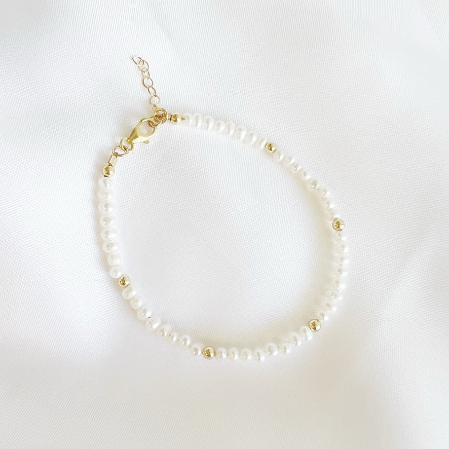 
                      
                        BRC-GF Freshwater Pearl Beaded Gold Filled Bracelet
                      
                    