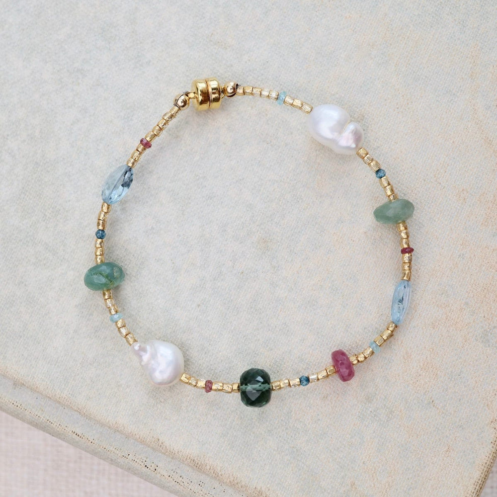 
                      
                        BRC-GF Gold Glass & Pearl Bracelet
                      
                    