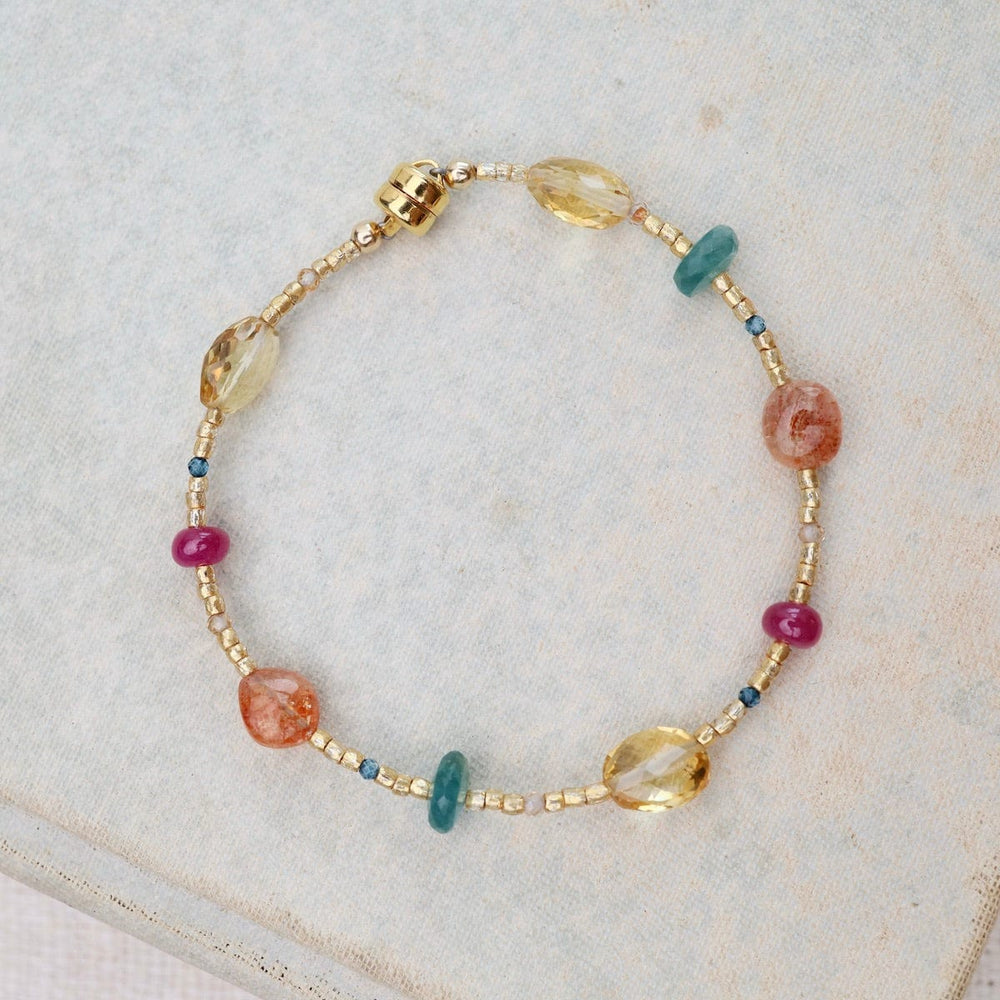 
                      
                        BRC-GF Gold Glass Sunstone, Grandiederite Ruby Bracelet
                      
                    