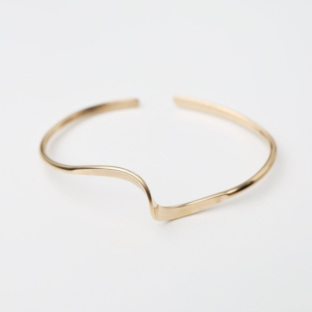 BRC-GF Simple Wave Cuff Gold Filled