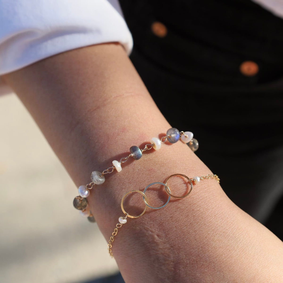 BRC-GF Triple Circle Pearl Bracelet Gold