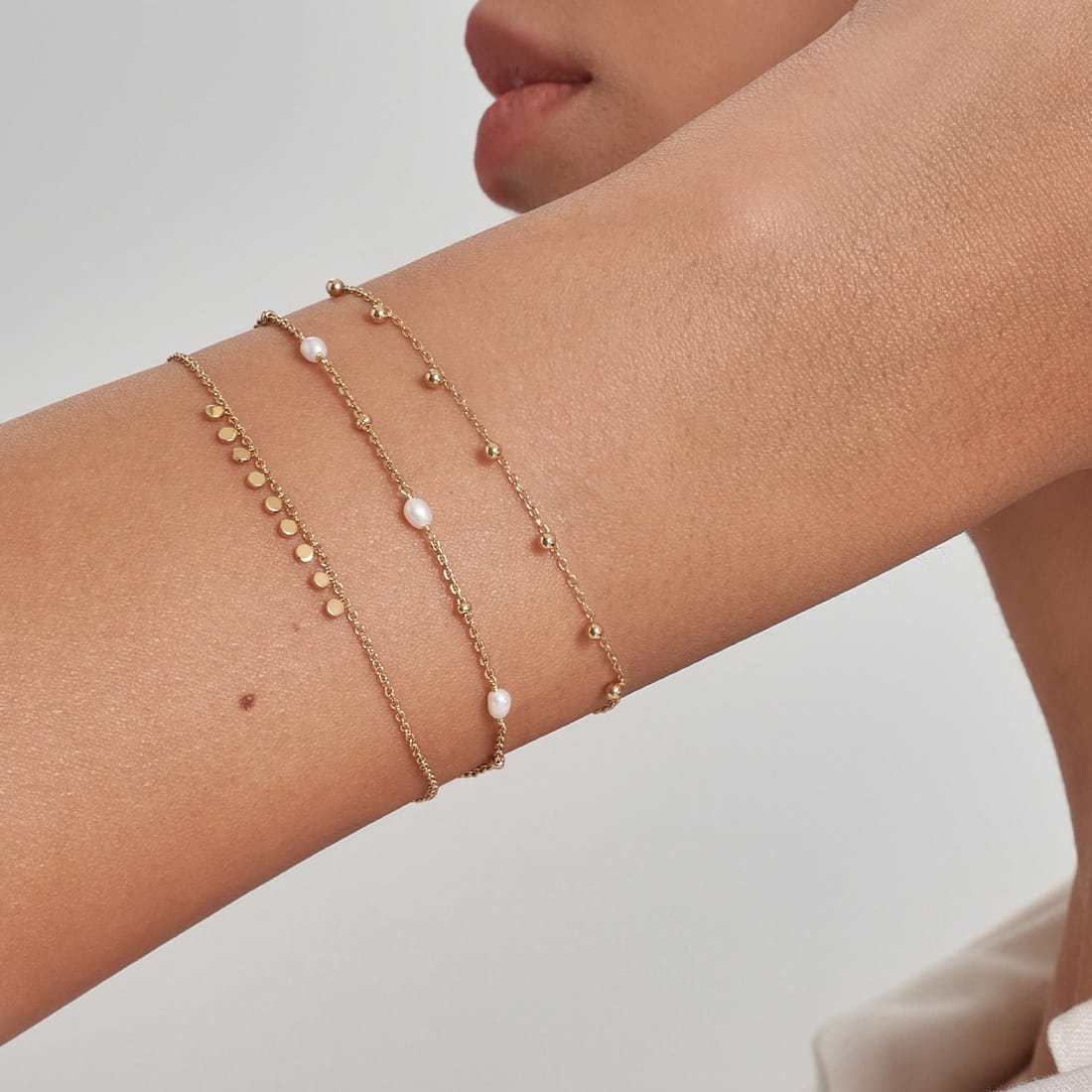 BRC-GPL Gold Alternating Pearl & Bead Station Bracelet