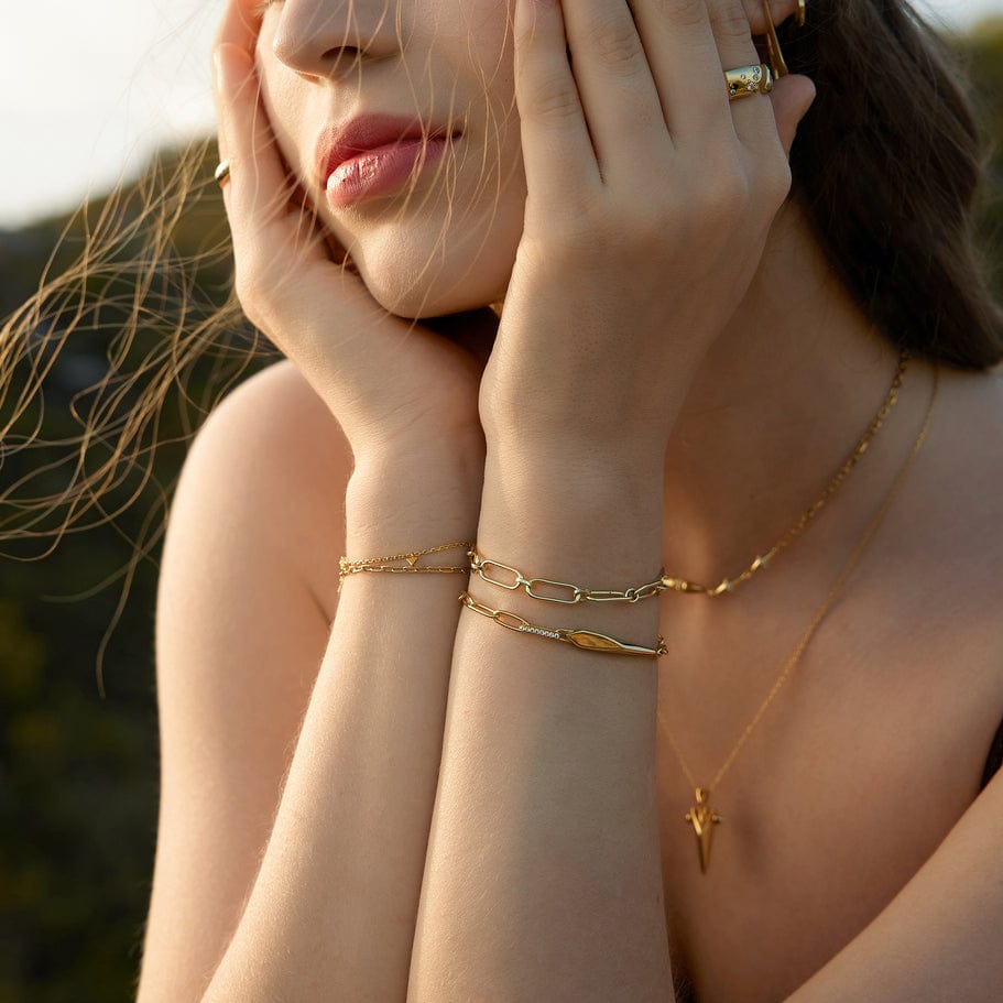 
                      
                        BRC-GPL Gold Geometric Chunky Chain Bracelet
                      
                    