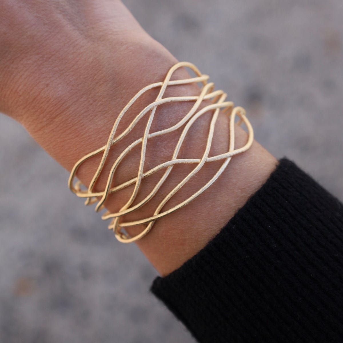 BRC-GPL Gold Intertwined Wire Cuff Bracelet