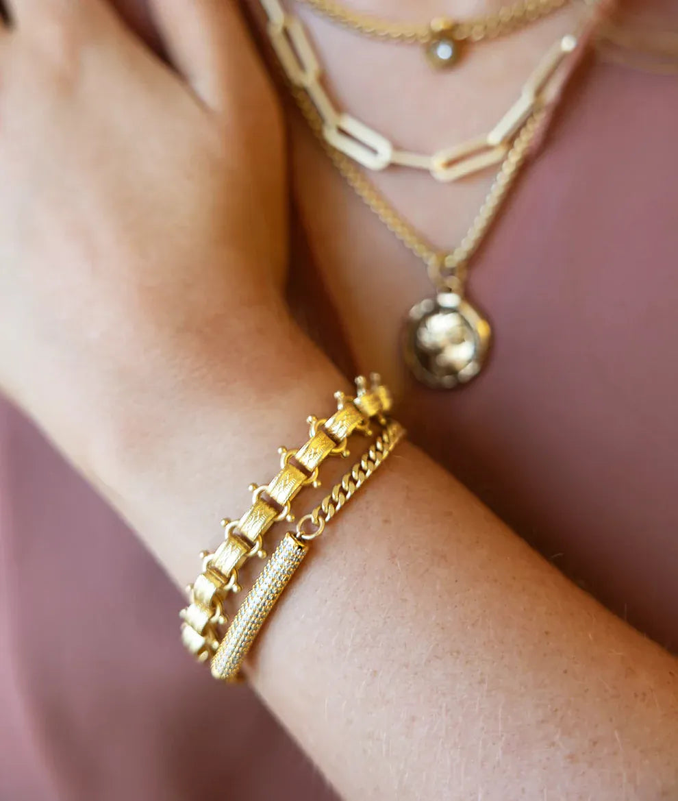 BRC-GPL Matte Gold Book Chain Bracelet