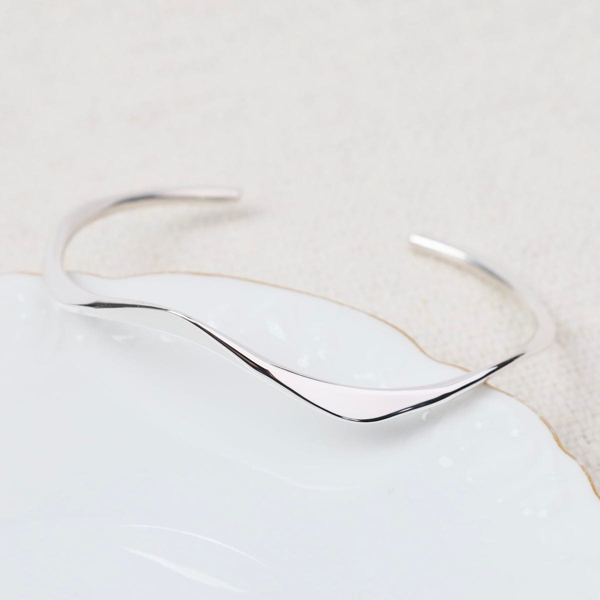 BRC Hammered & Smooth Curve Cuff