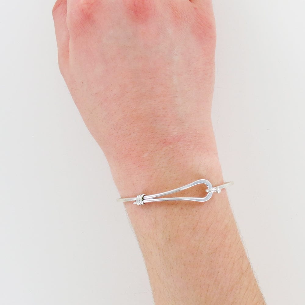 BRC HOOK CLASP BANGLE