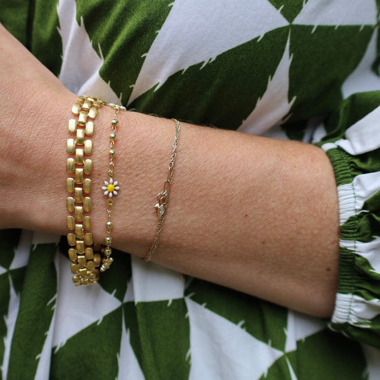 lightweight gold bracelet designs for women #bracelts2020  #lightweightbracelts #mdvjewellers - YouTube