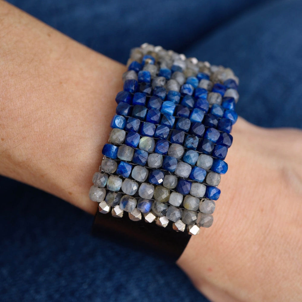 
                  
                    BRC-JM Hand Stitched Faceted Kyanite & Labadorite Cubes Leather Bracelet
                  
                