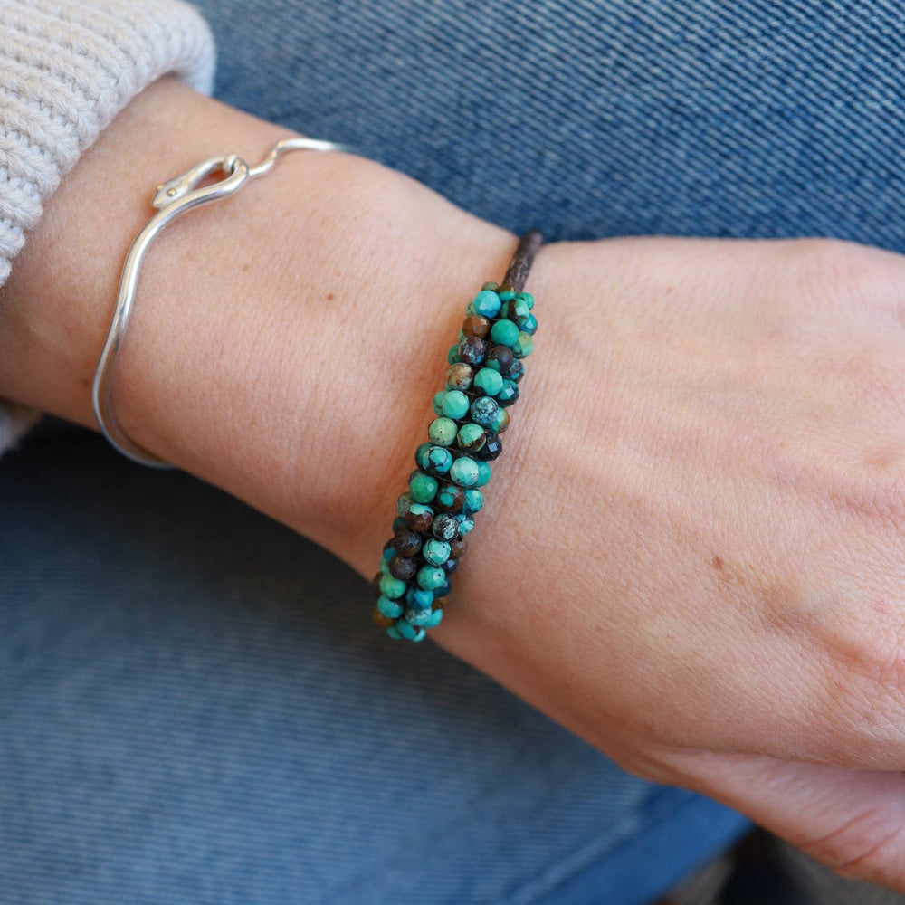 
                  
                    BRC-JM Hand Stitched Green Turquoise Bracelet
                  
                