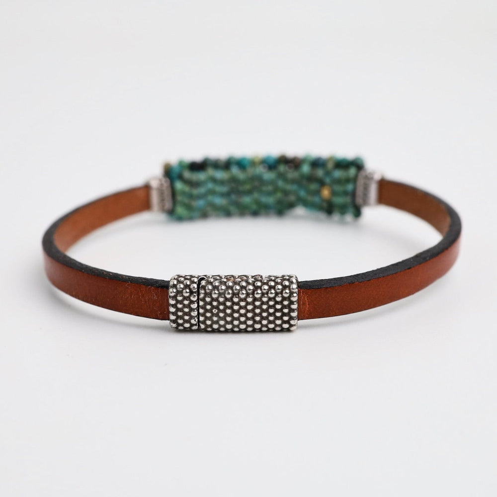 
                  
                    BRC-JM Hand Stitched Mix of Turquoise Faceted Beads Leather Bracelet
                  
                