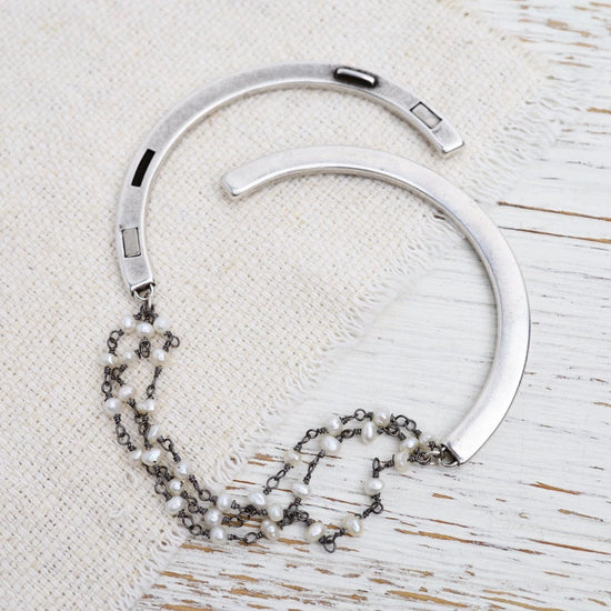 BRC-JM Handmade Triple Bead Chain of Small White Pearls Bracelet