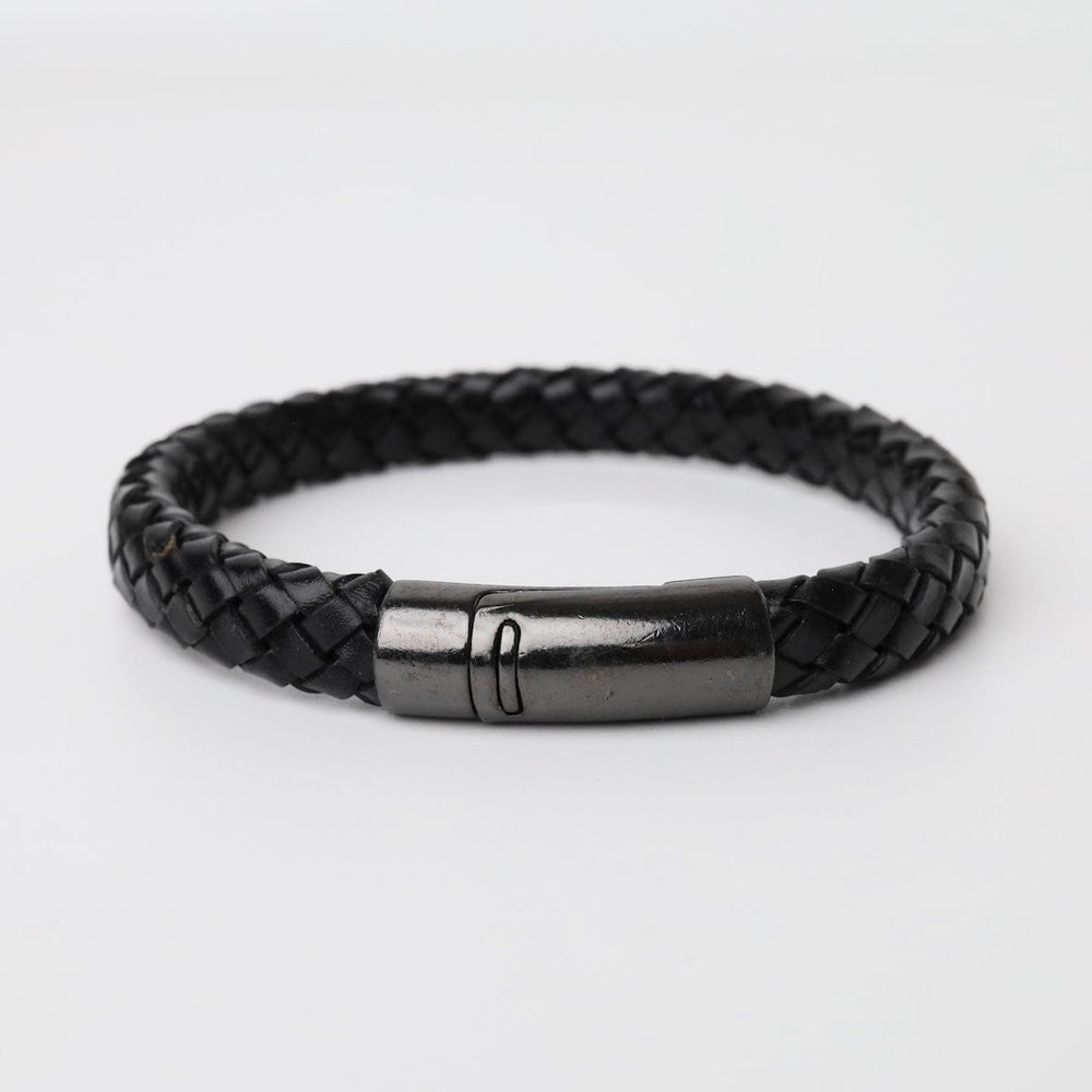 
                      
                        BRC-JM Larger UniSex Size Hand Braided Black Leather 6m G
                      
                    